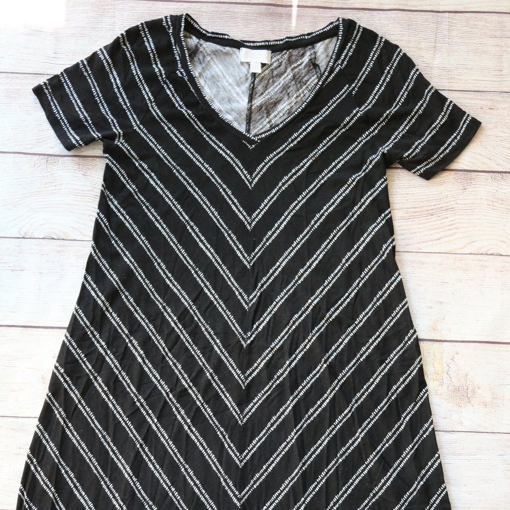 A GLOW V Neck Striped Dress